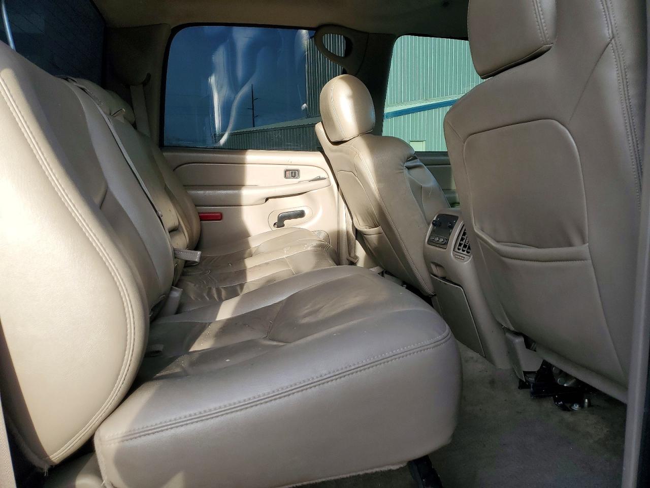 2004 CHEVROLET SILVERADO K2500 HEAVY DUTY photo 19