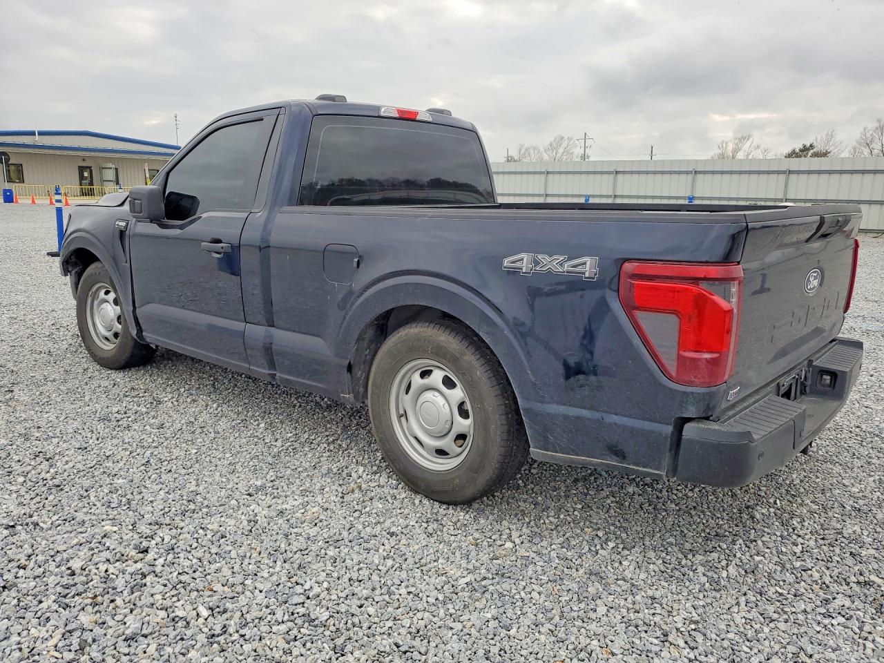 2024 FORD F150 XL photo 4