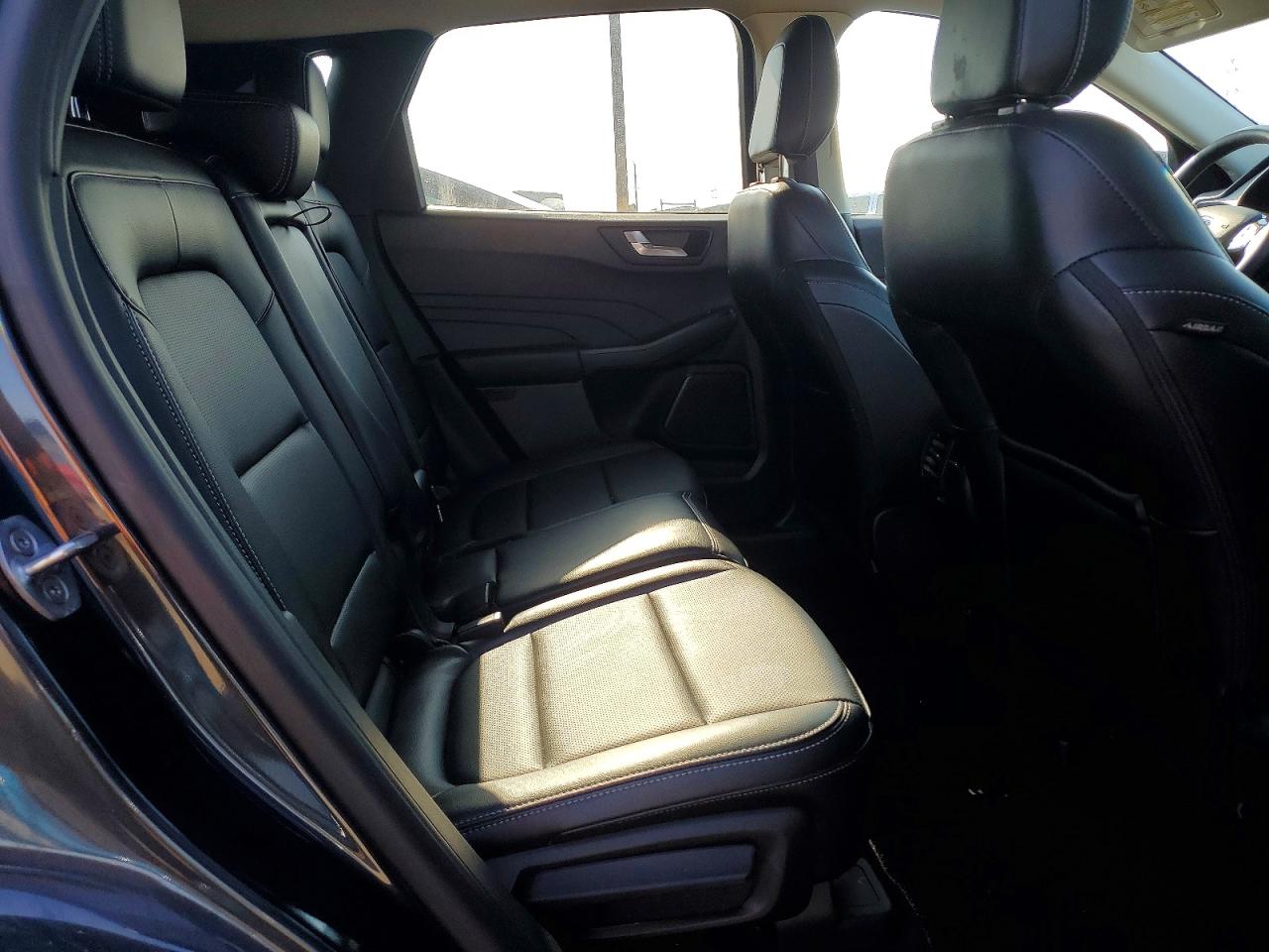 2022 FORD ESCAPE SEL photo 31