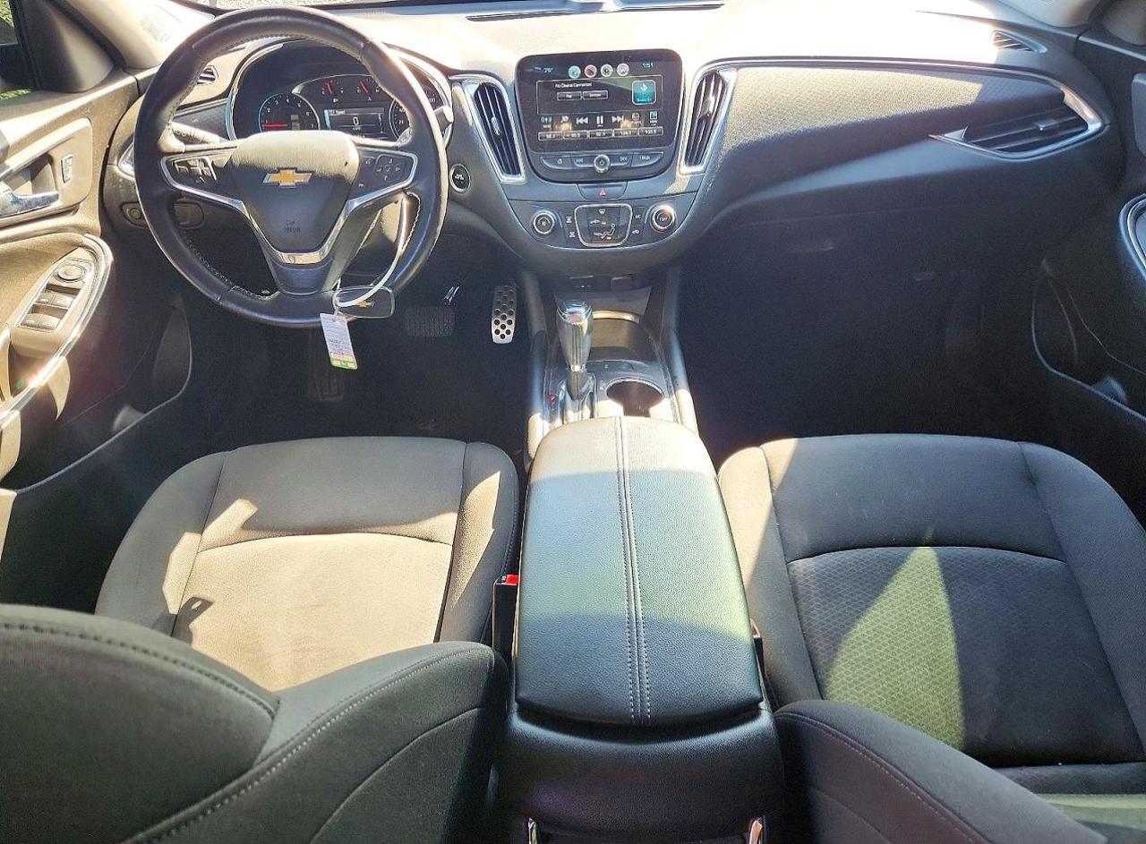 2016 CHEVROLET MALIBU LT photo 8