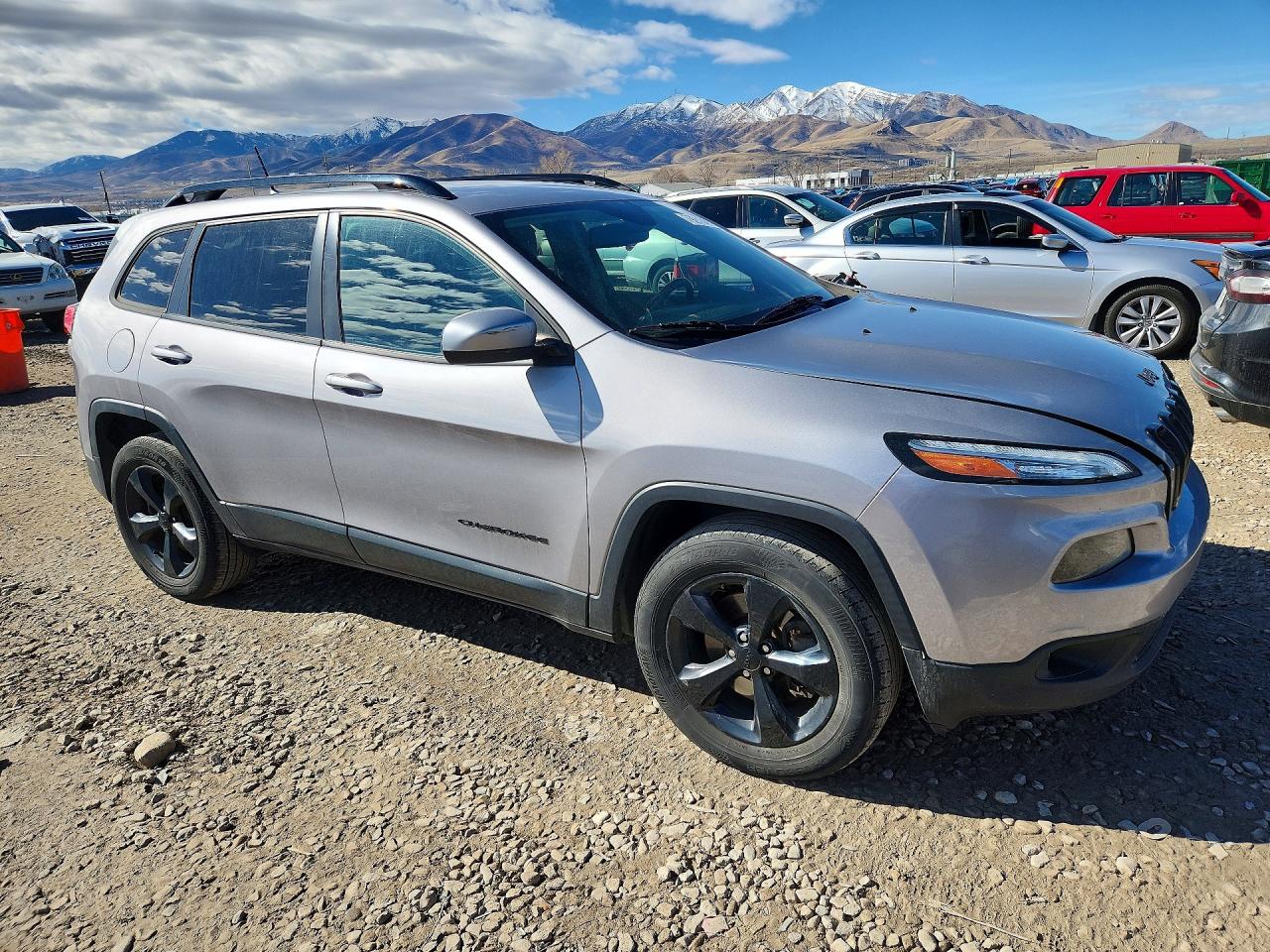 2018 JEEP CHEROKEE LATITUDE photo 4