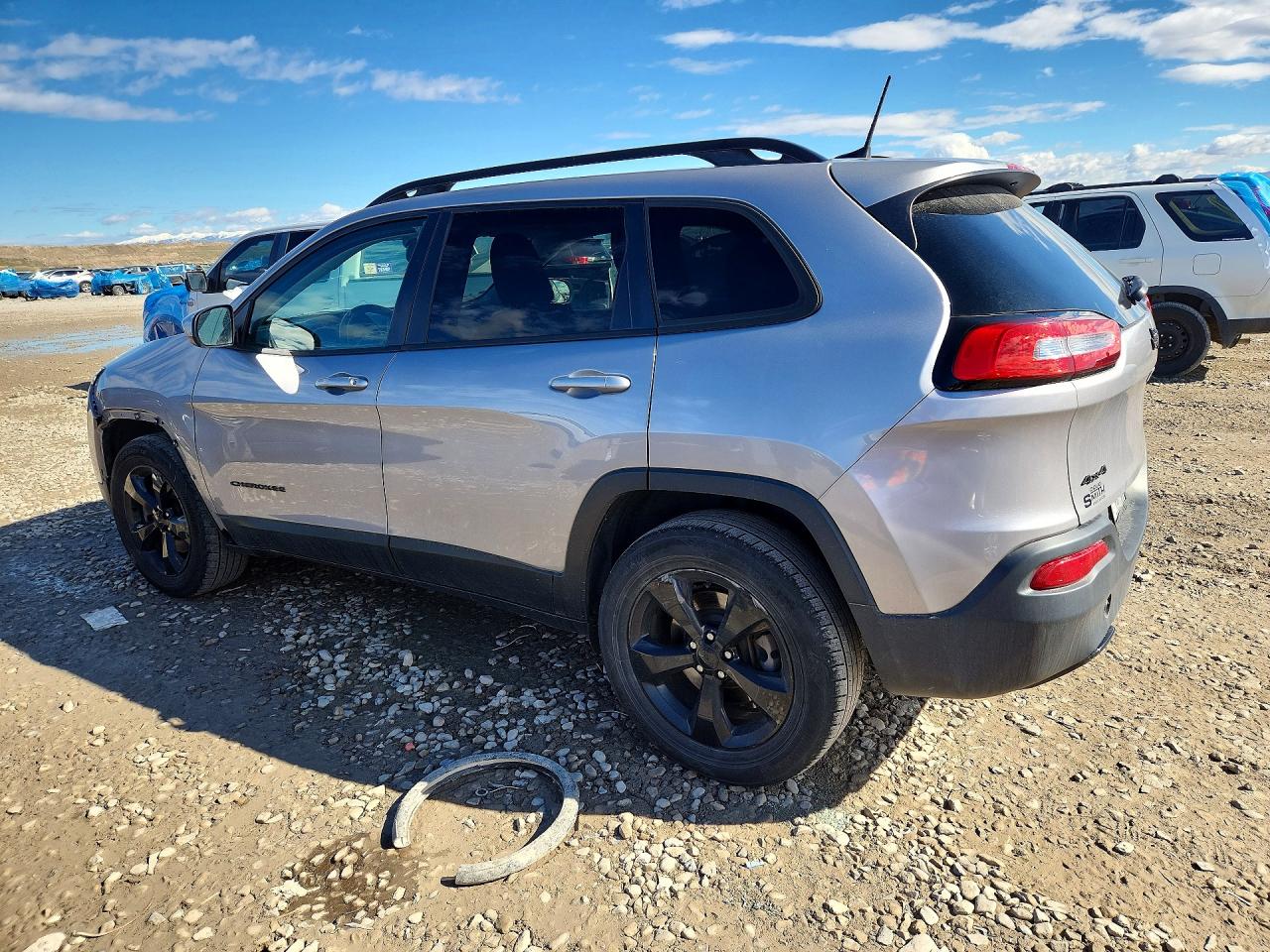 2018 JEEP CHEROKEE LATITUDE photo 2