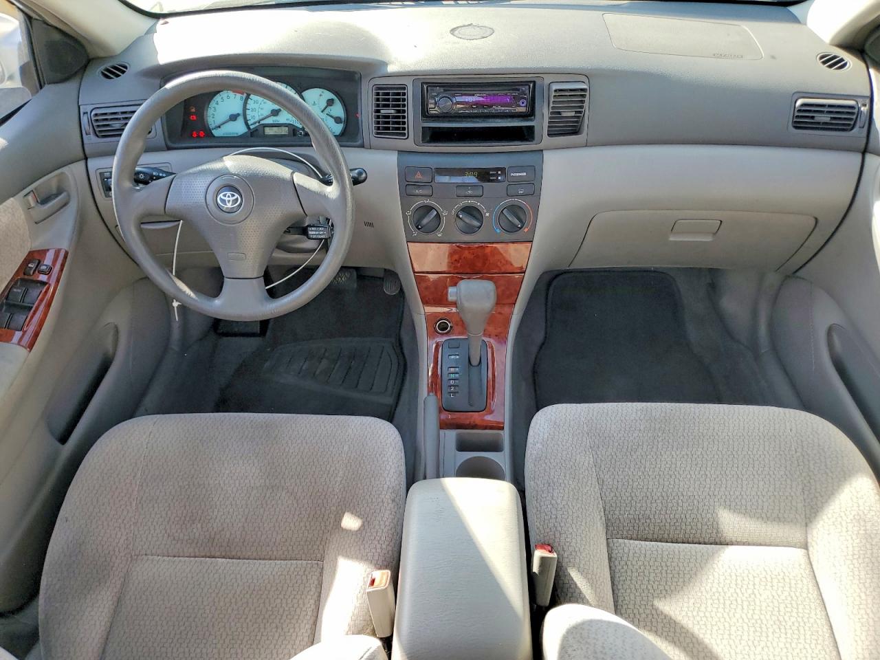 2003 TOYOTA COROLLA LE photo 15