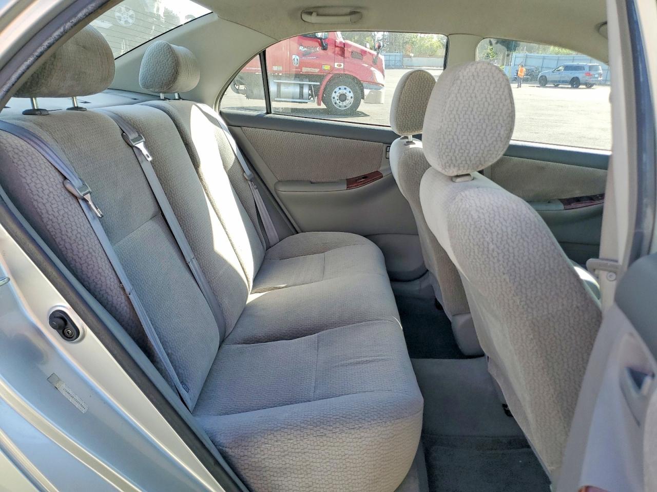 2003 TOYOTA COROLLA LE photo 19