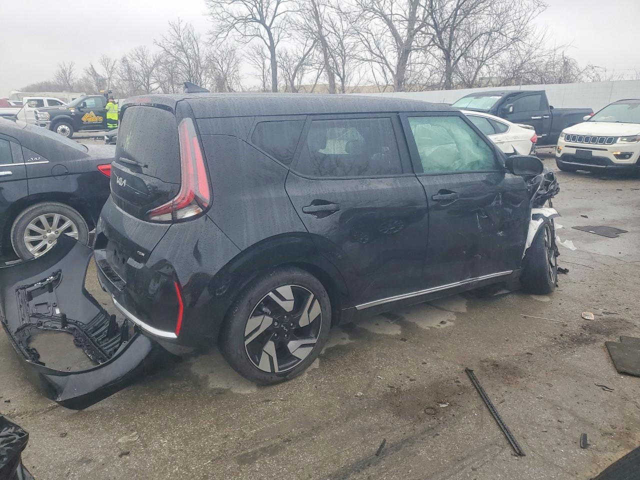 2025 KIA SOUL GT-LINE photo 5