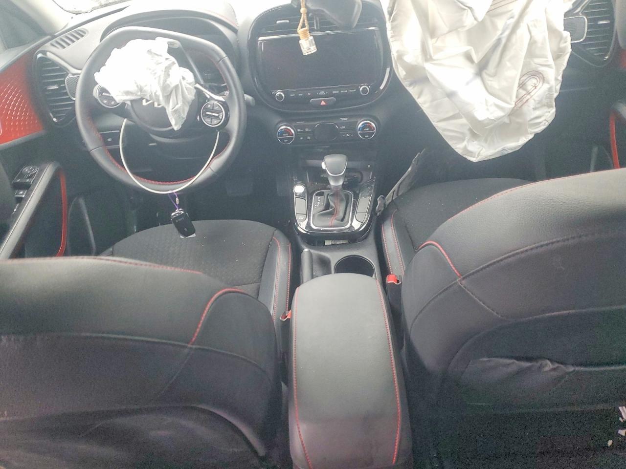 2025 KIA SOUL GT-LINE photo 15