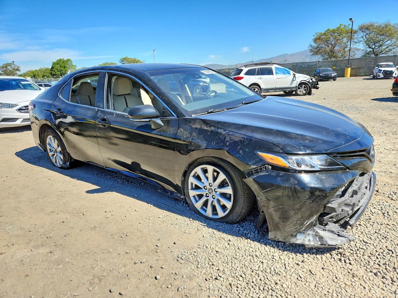 2018 TOYOTA CAMRY LE photo 7