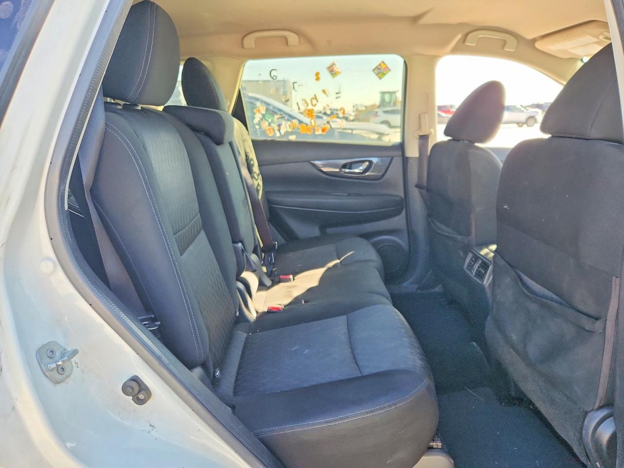 2017 NISSAN ROGUE SV photo 21