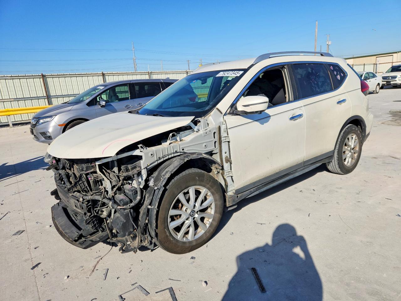 2017 NISSAN ROGUE