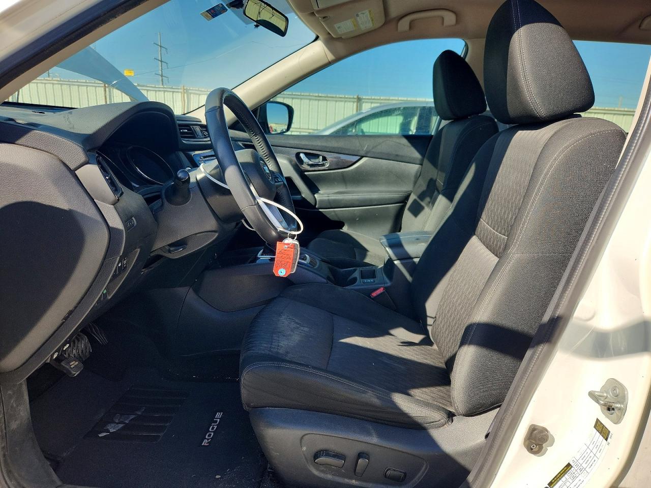 2017 NISSAN ROGUE SV photo 13