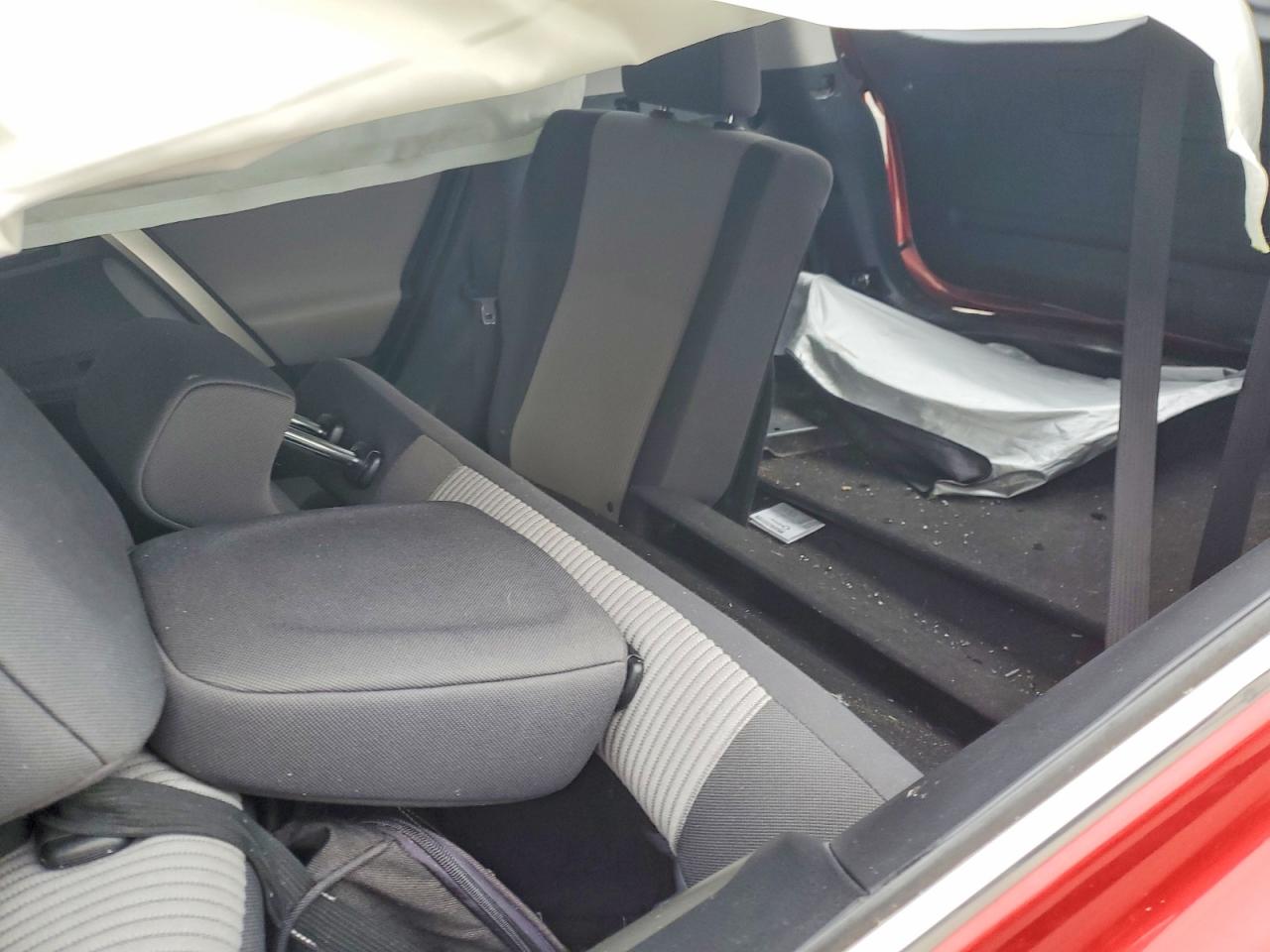 2015 TOYOTA RAV4 LE photo 10