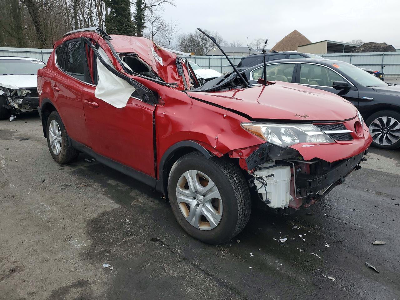 2015 TOYOTA RAV4 LE photo 4