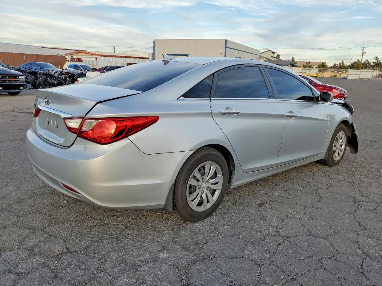 2011 HYUNDAI SONATA GLS photo 5