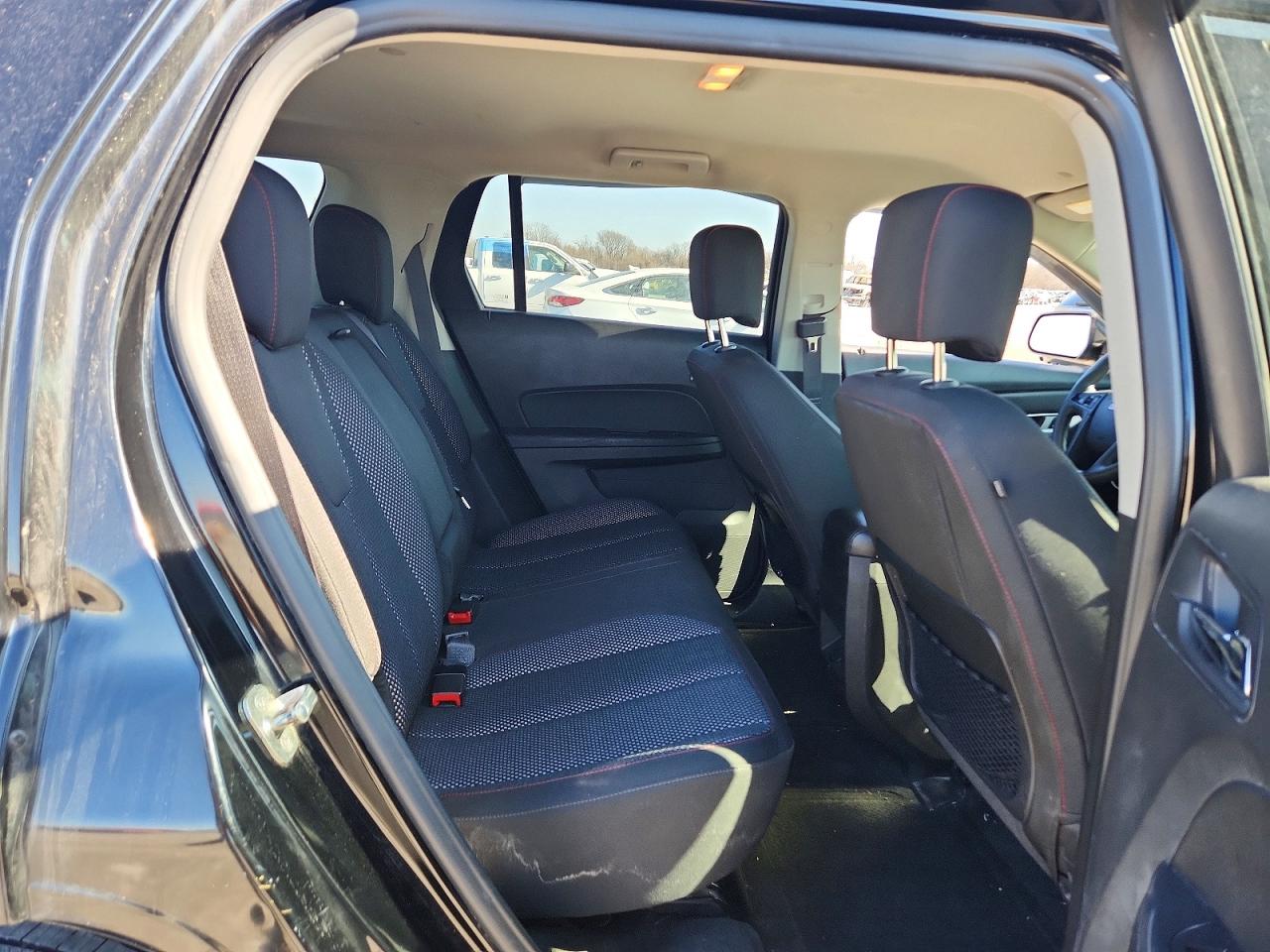 2017 GMC TERRAIN SLE photo 11
