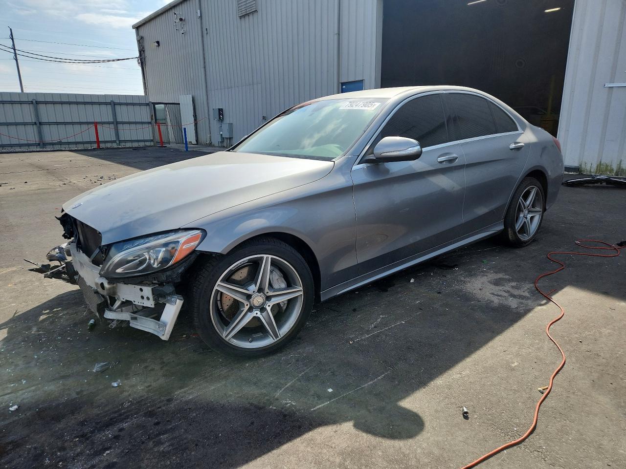 2015 MERCEDES-BENZ C