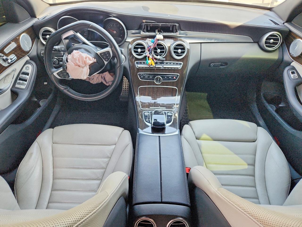 2015 MERCEDES-BENZ C 300 photo 22