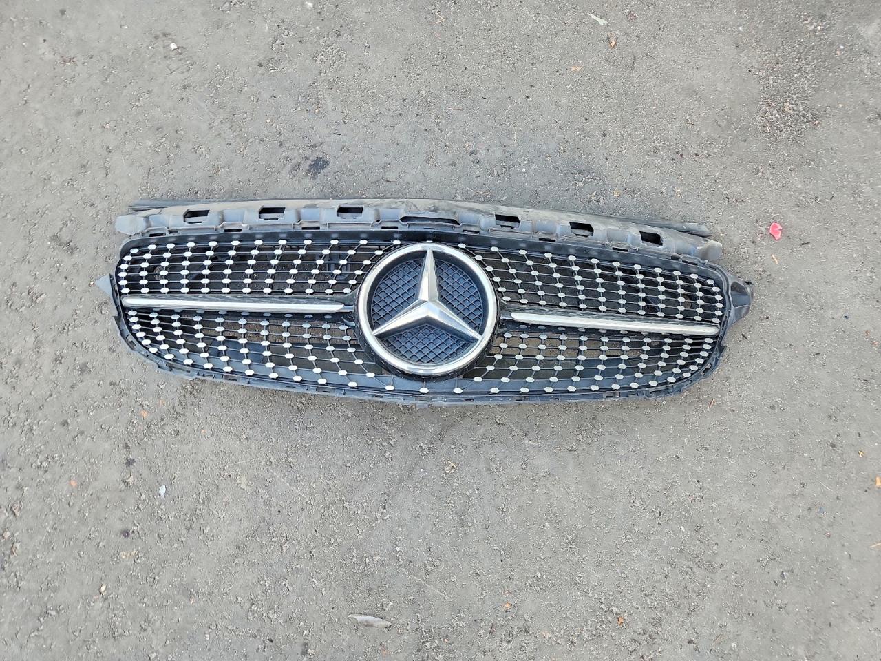 2015 MERCEDES-BENZ C 300 photo 34