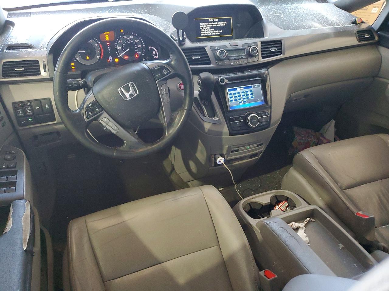 2014 HONDA ODYSSEY TOURING photo 8