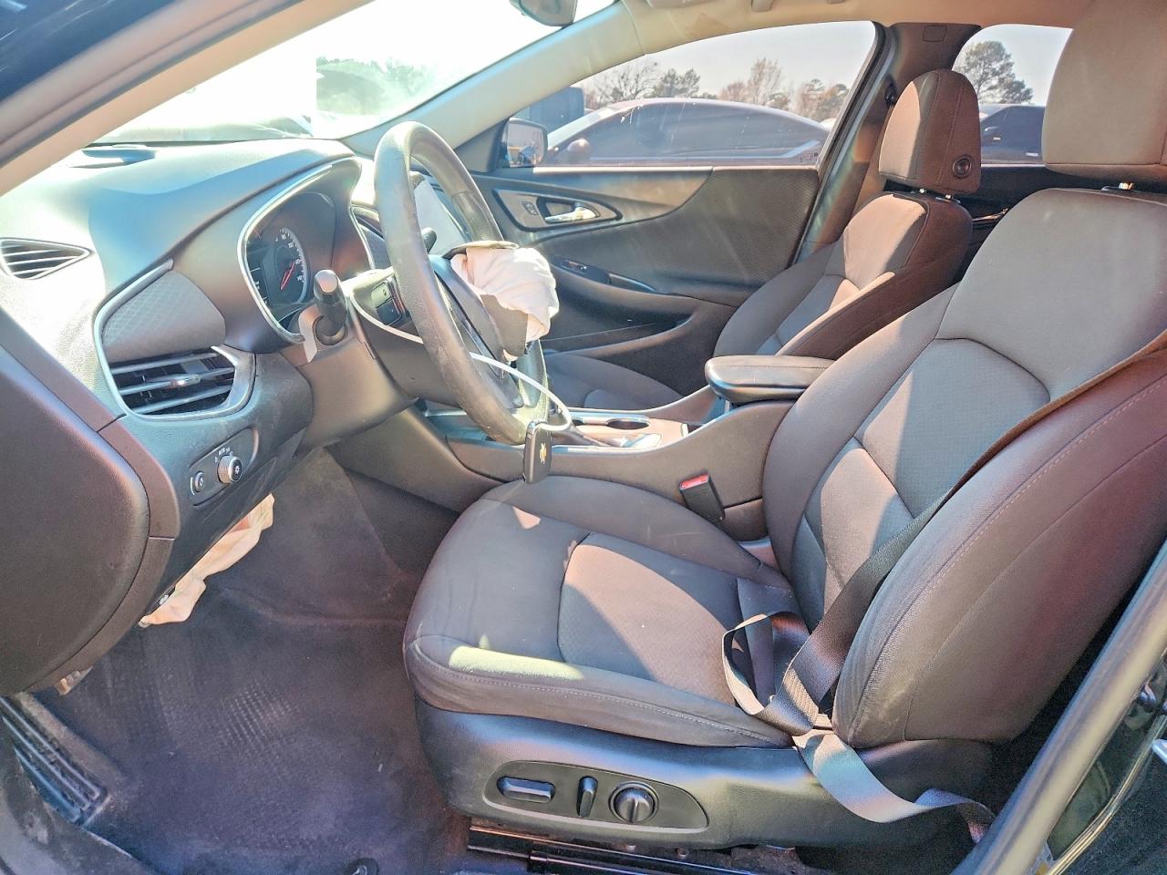 2021 CHEVROLET MALIBU LT photo 13