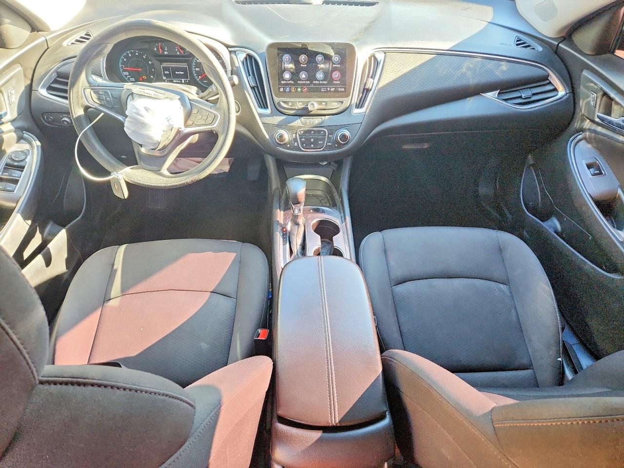 2021 CHEVROLET MALIBU LT photo 15