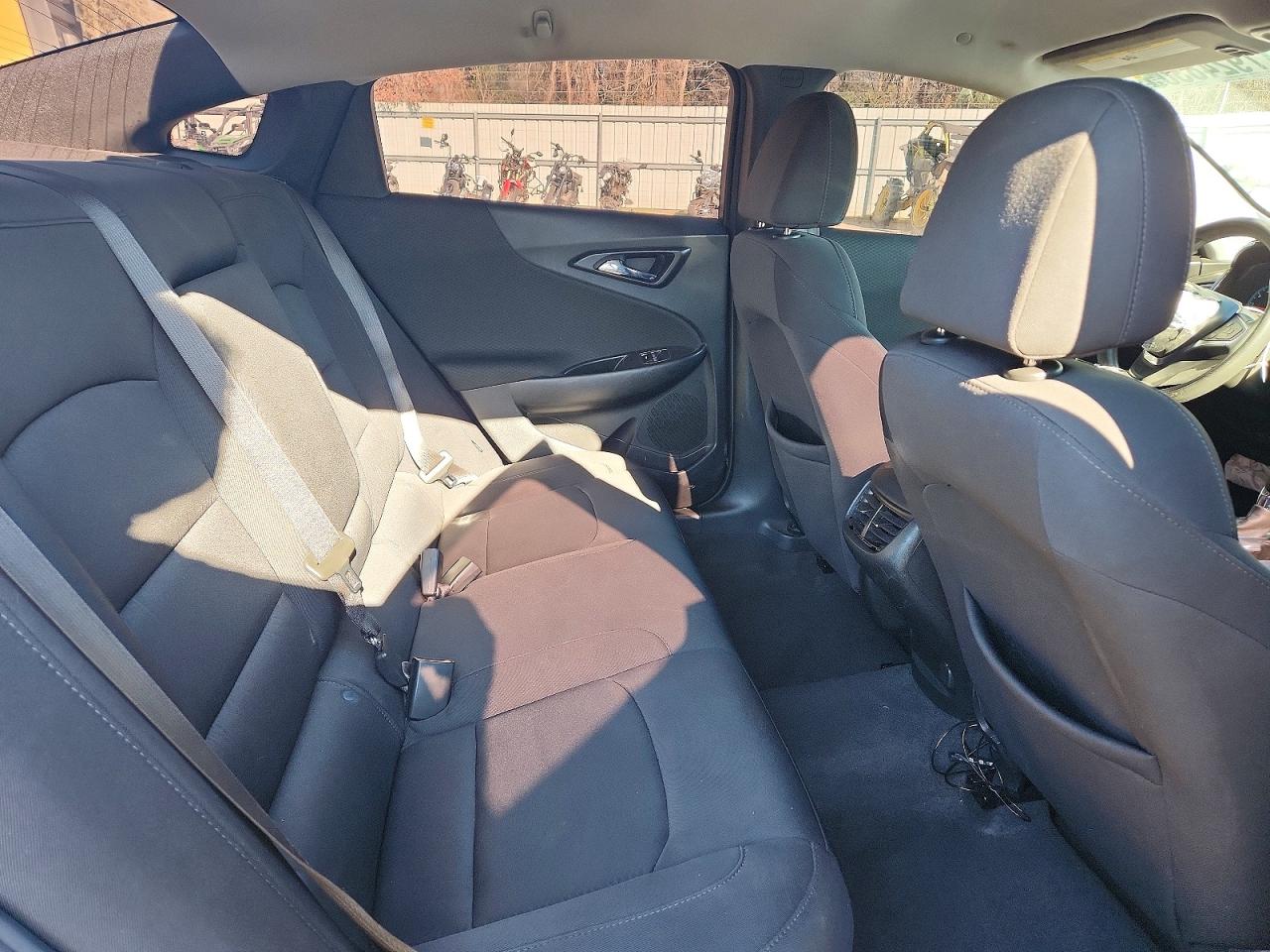 2021 CHEVROLET MALIBU LT photo 19