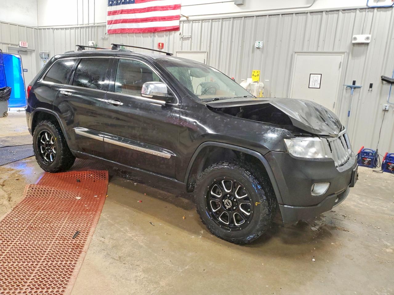 2012 JEEP GRAND CHEROKEE OVERLAND photo 7