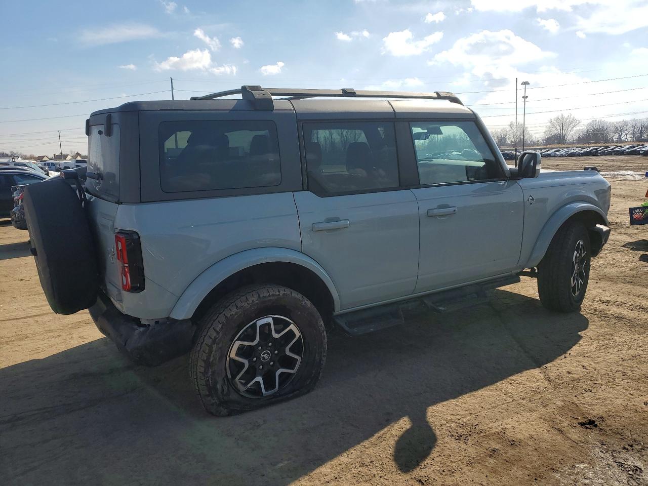 2023 FORD BRONCO BASE photo 3