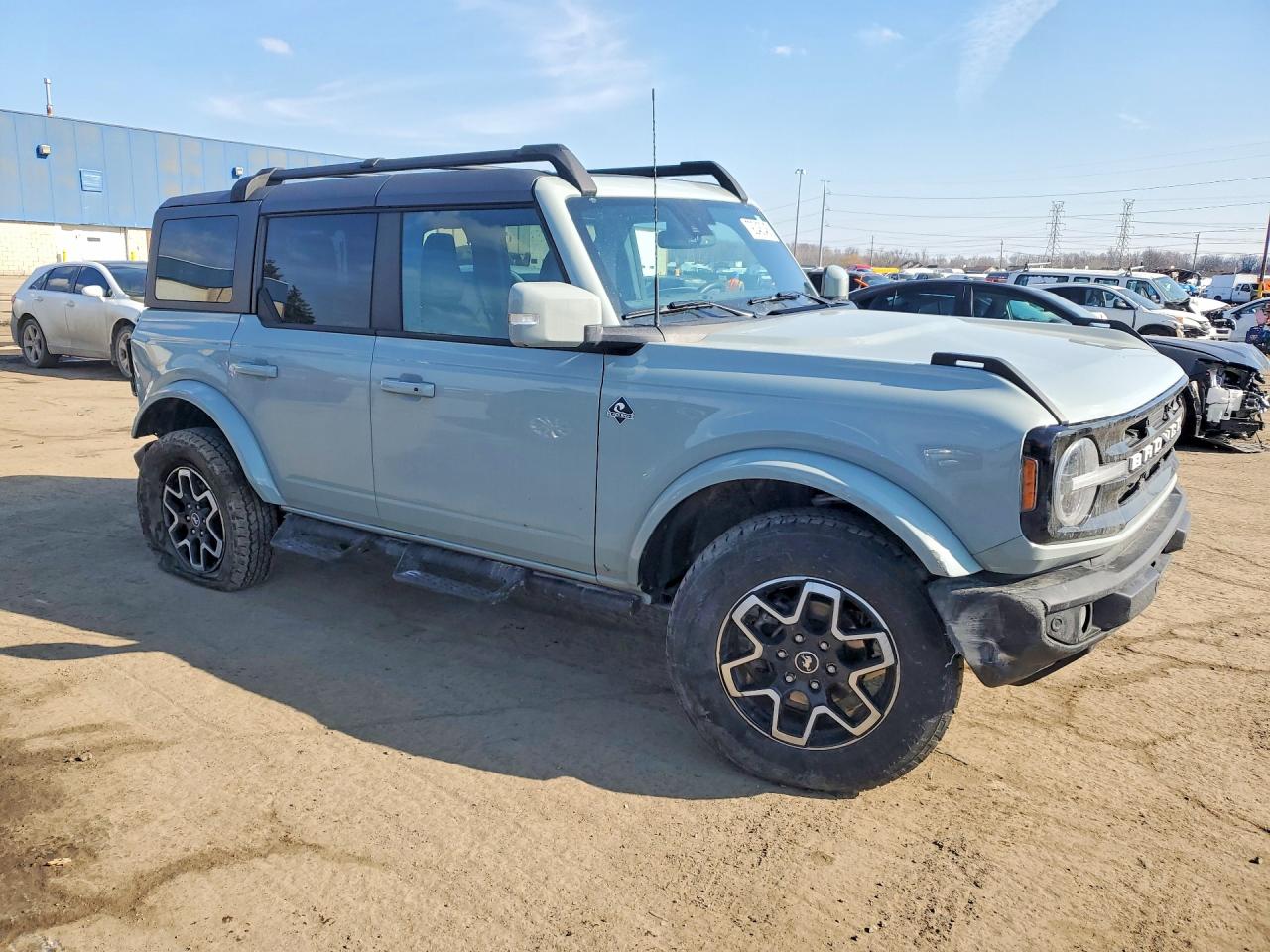 2023 FORD BRONCO BASE photo 4