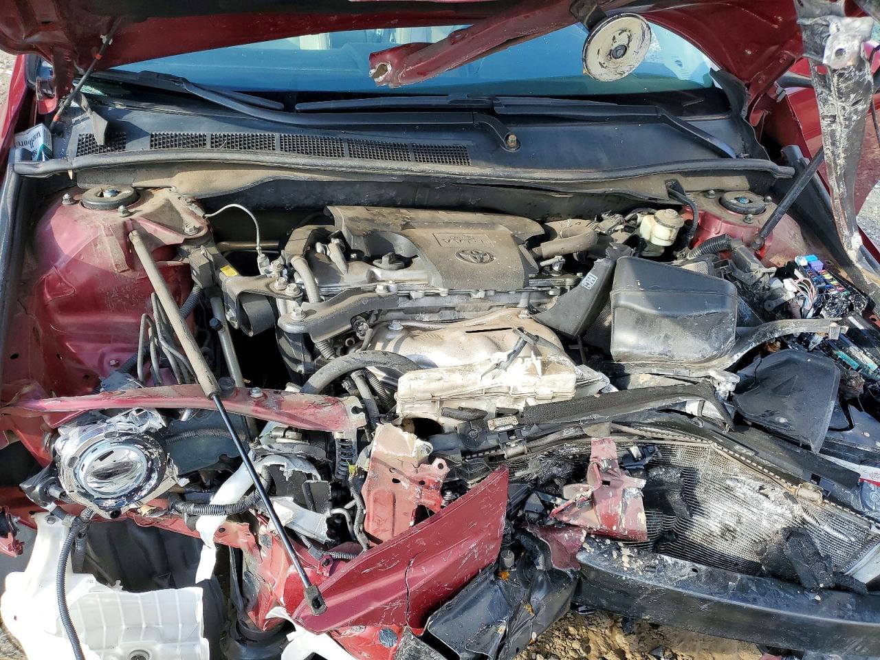 2015 TOYOTA CAMRY XLE photo 11