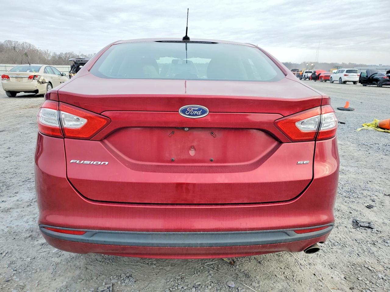 2015 FORD FUSION SE photo 6