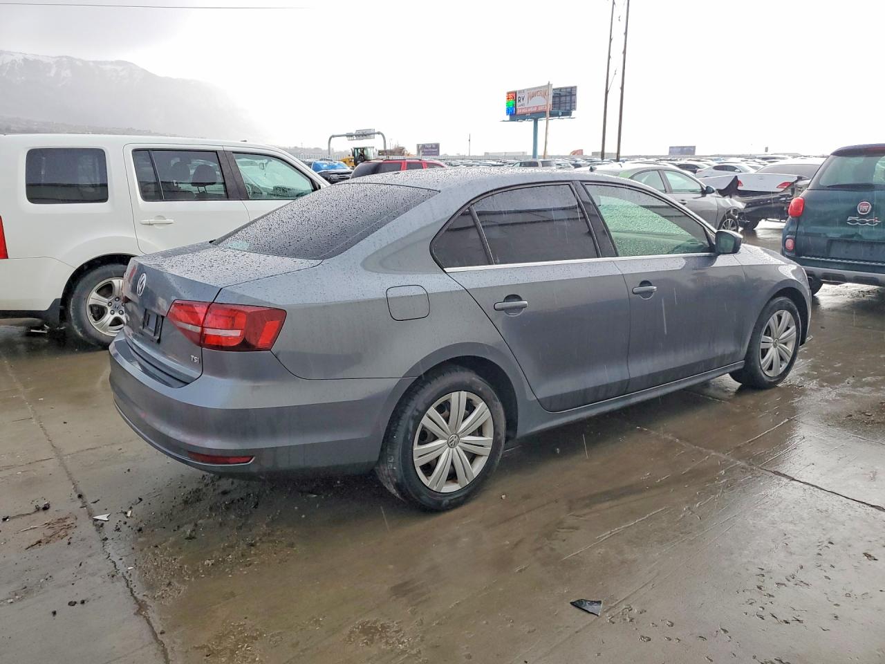 2017 VOLKSWAGEN JETTA S photo 5