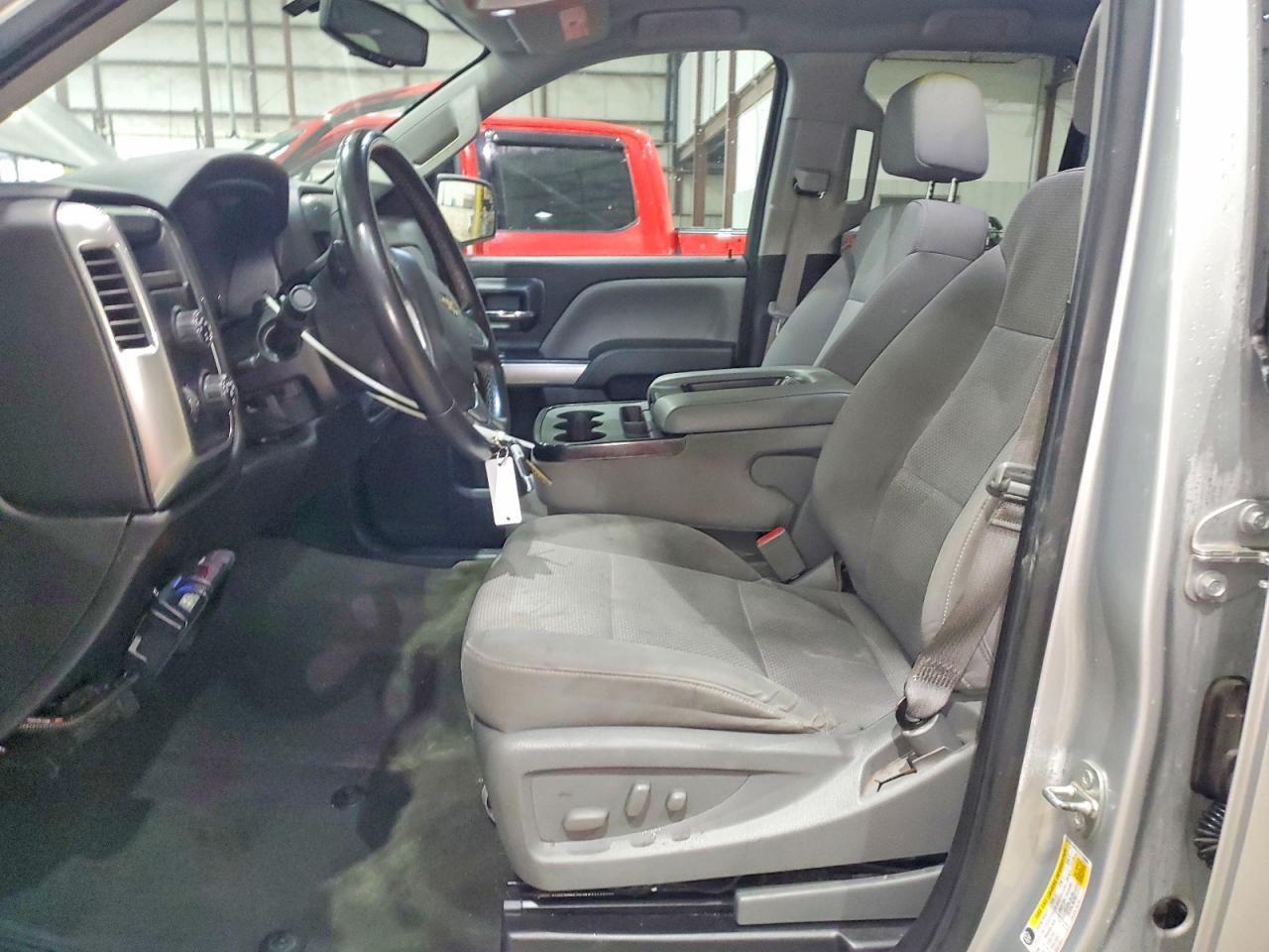 2016 CHEVROLET SILVERADO K1500 LT photo 13