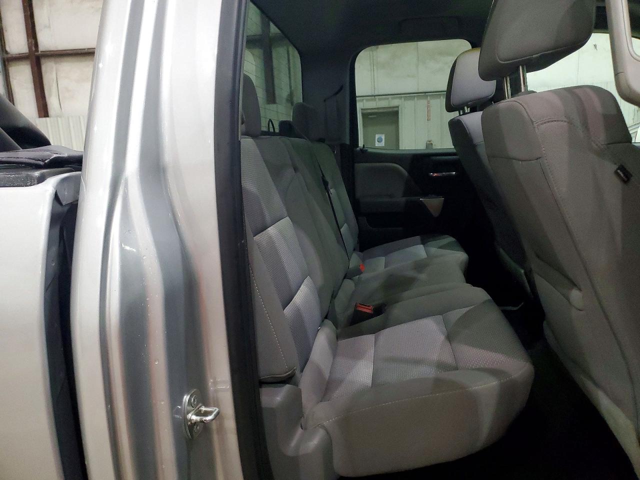 2016 CHEVROLET SILVERADO K1500 LT photo 19