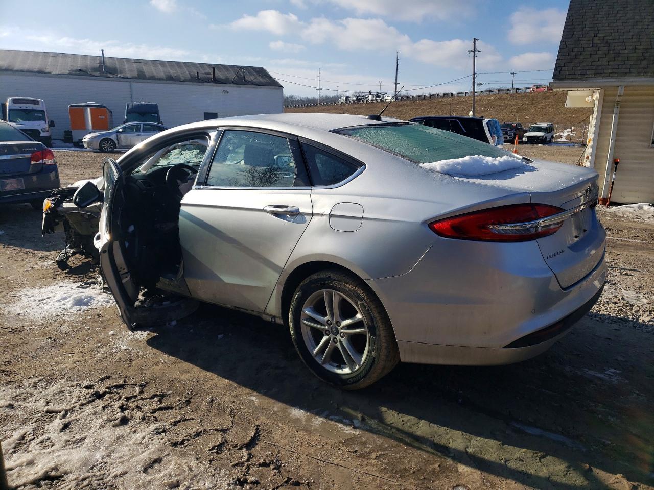 2018 FORD FUSION SE photo 3