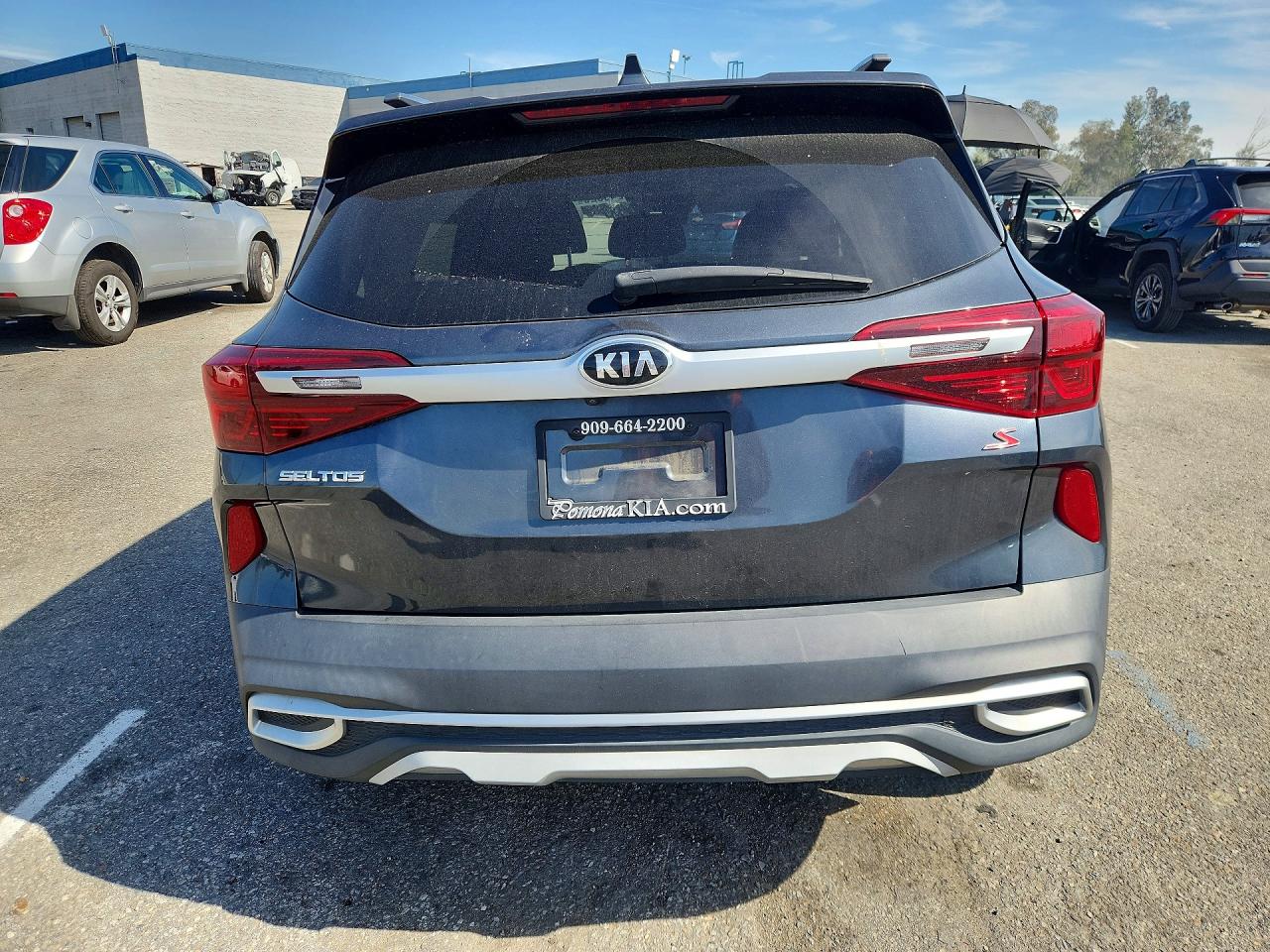 2021 KIA SELTOS S photo 11