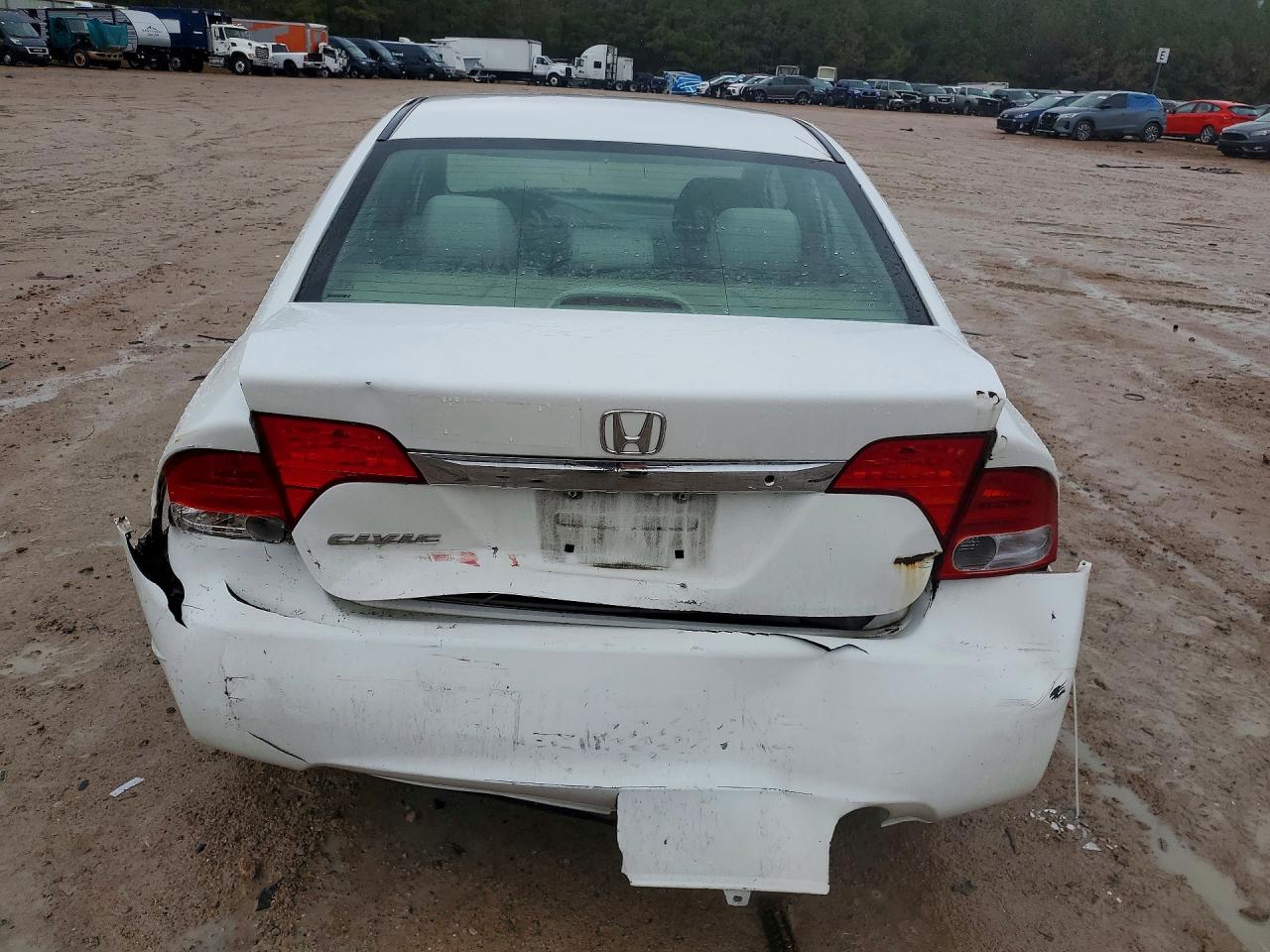2011 HONDA CIVIC LX photo 16