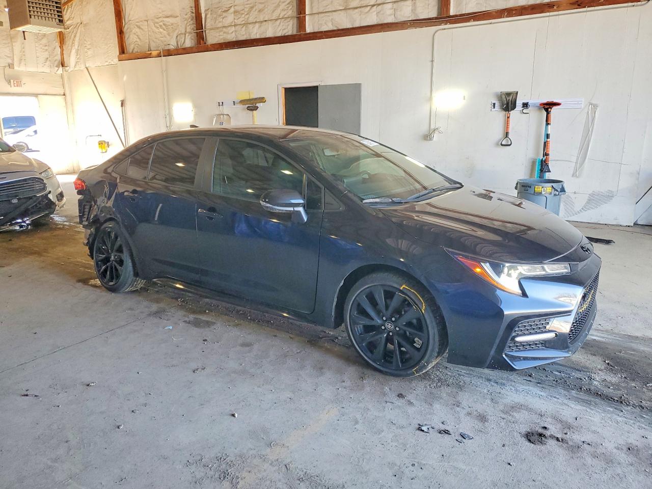 2022 TOYOTA COROLLA SE NIGHTSHADE EDITION photo 10