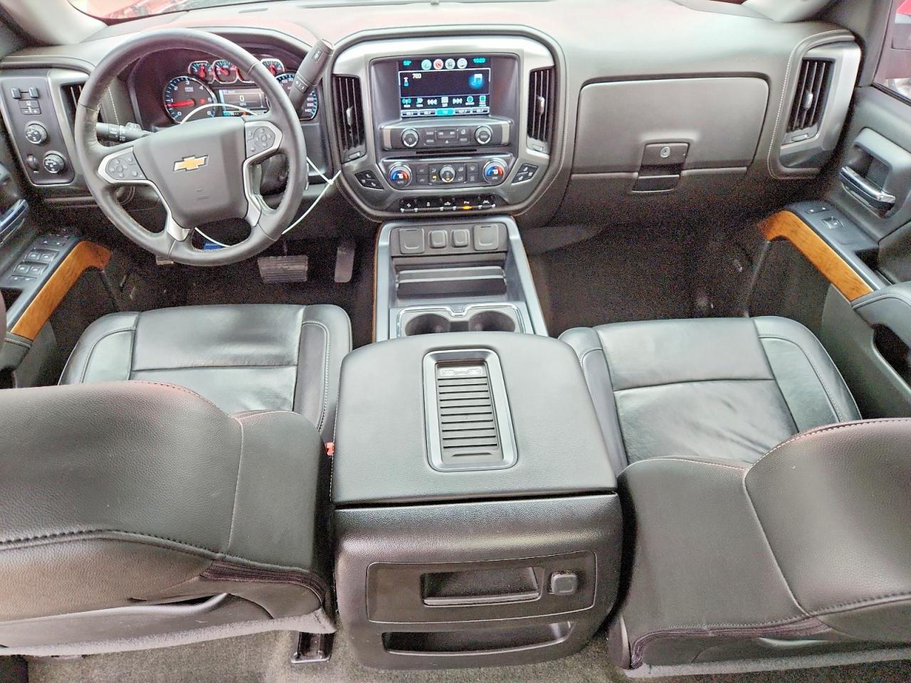 2016 CHEVROLET SILVERADO K1500 LTZ photo 8