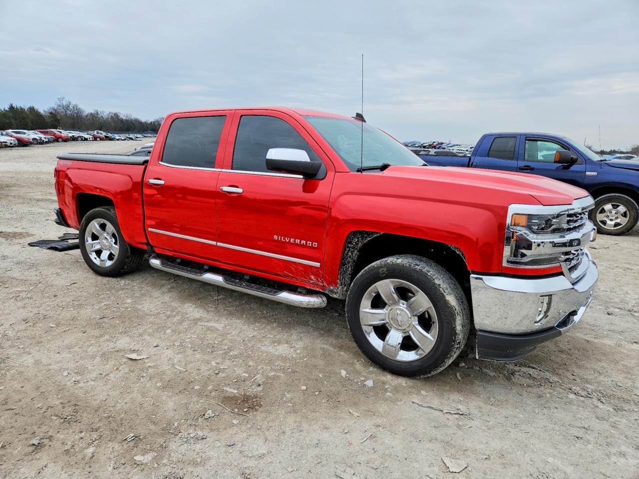 2016 CHEVROLET SILVERADO K1500 LTZ photo 4