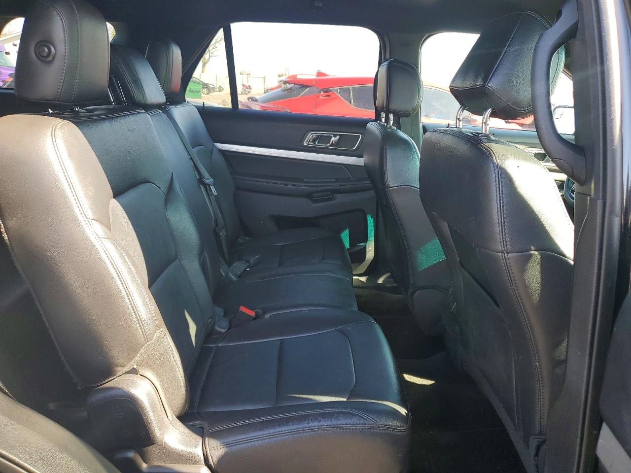 2017 FORD EXPLORER XLT photo 21