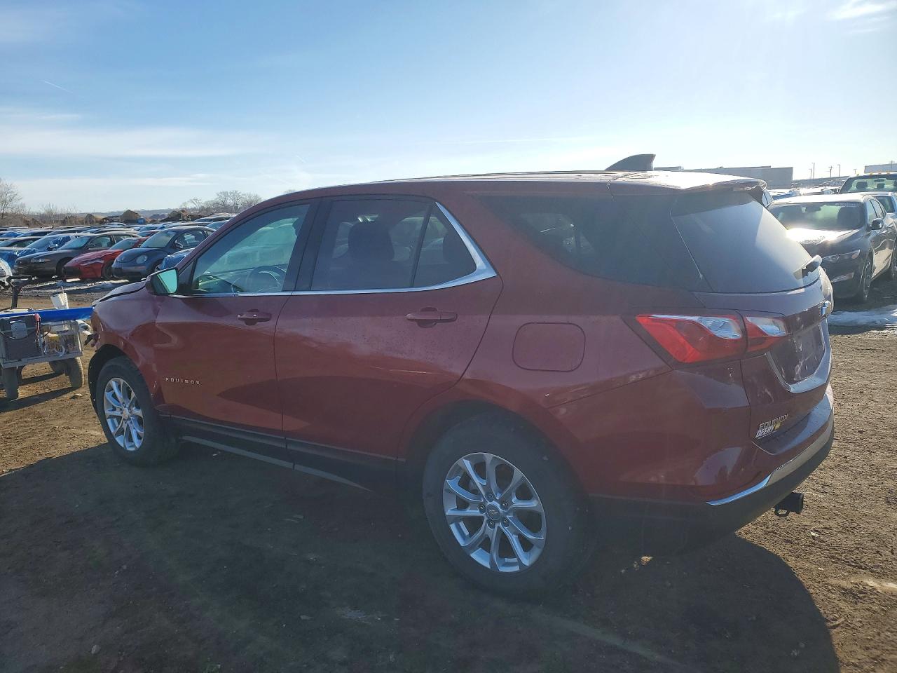 2020 CHEVROLET EQUINOX photo 2