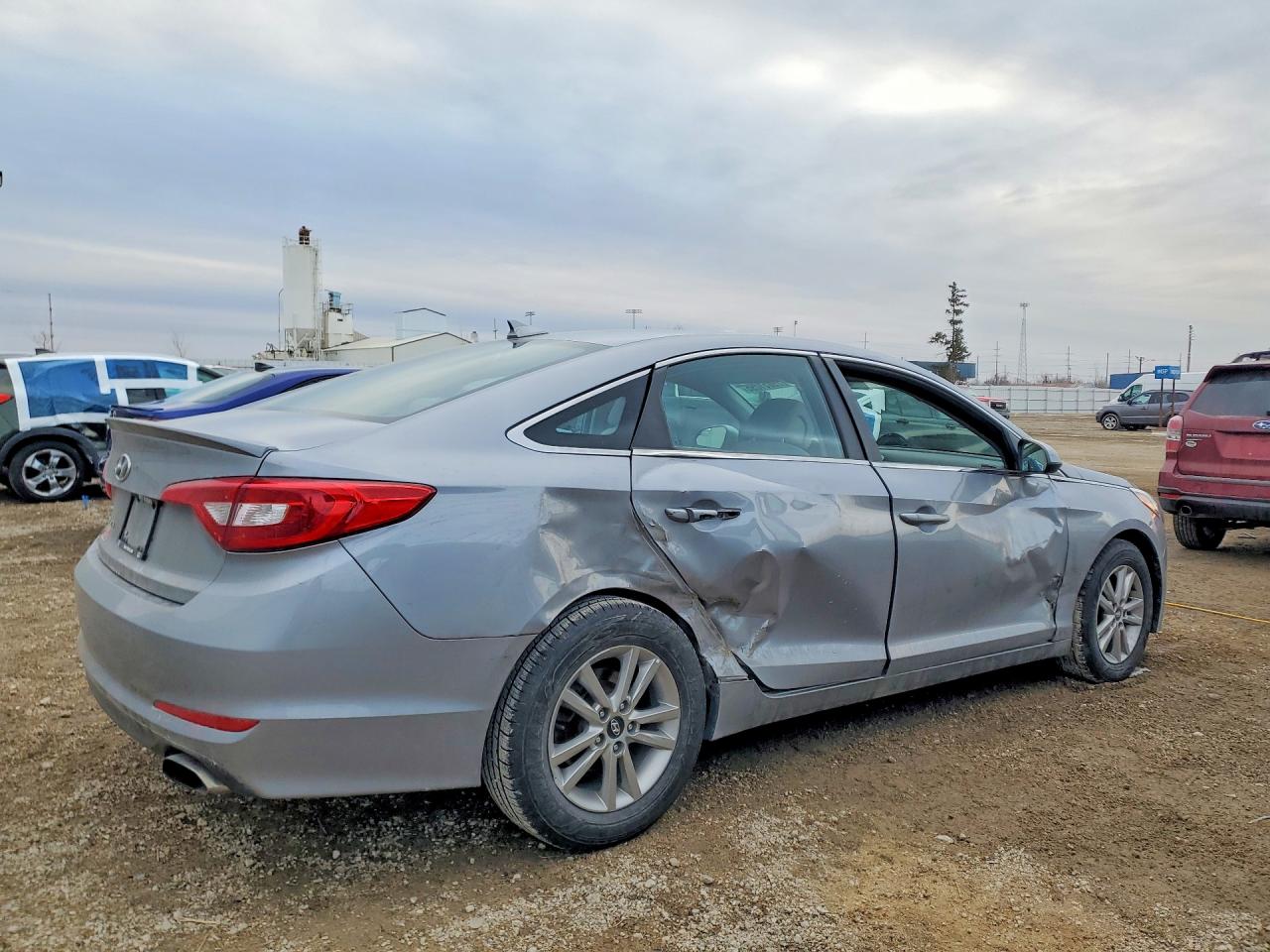 2017 HYUNDAI SONATA BASE photo 7