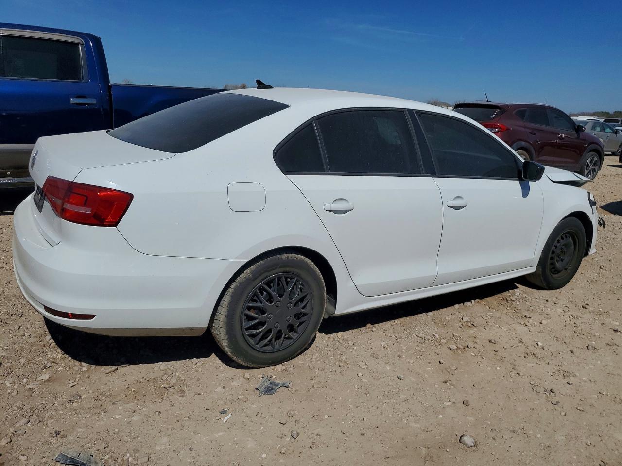 2015 VOLKSWAGEN JETTA BASE photo 5