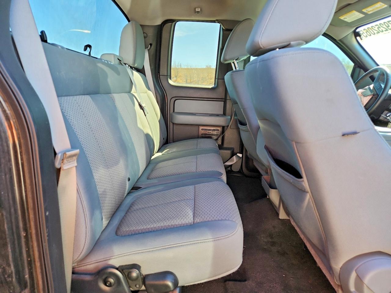 2011 FORD F150 SUPER CAB photo 28