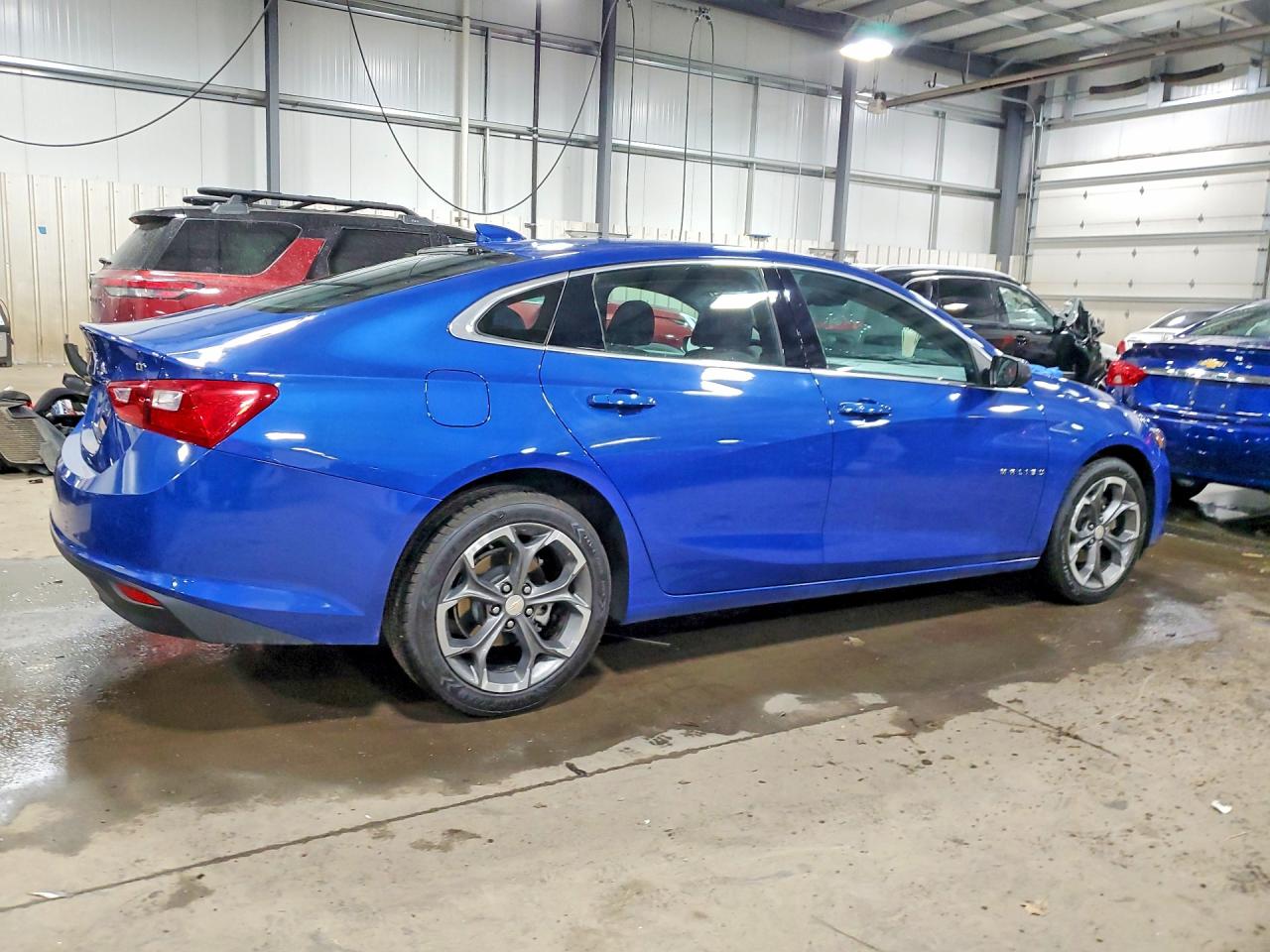 2023 CHEVROLET MALIBU LT photo 5