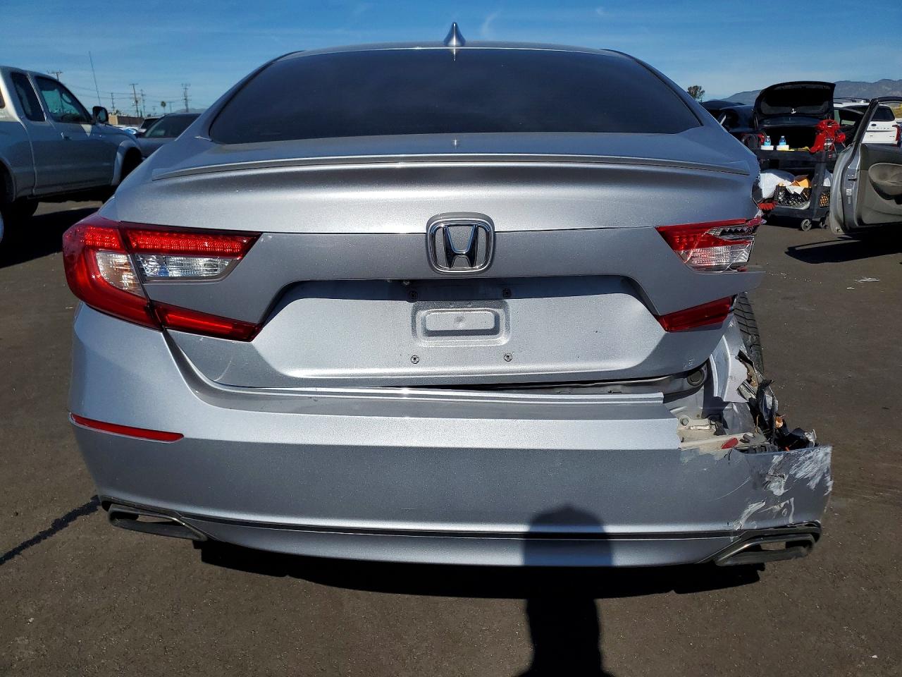 2018 HONDA ACCORD SPORT photo 11
