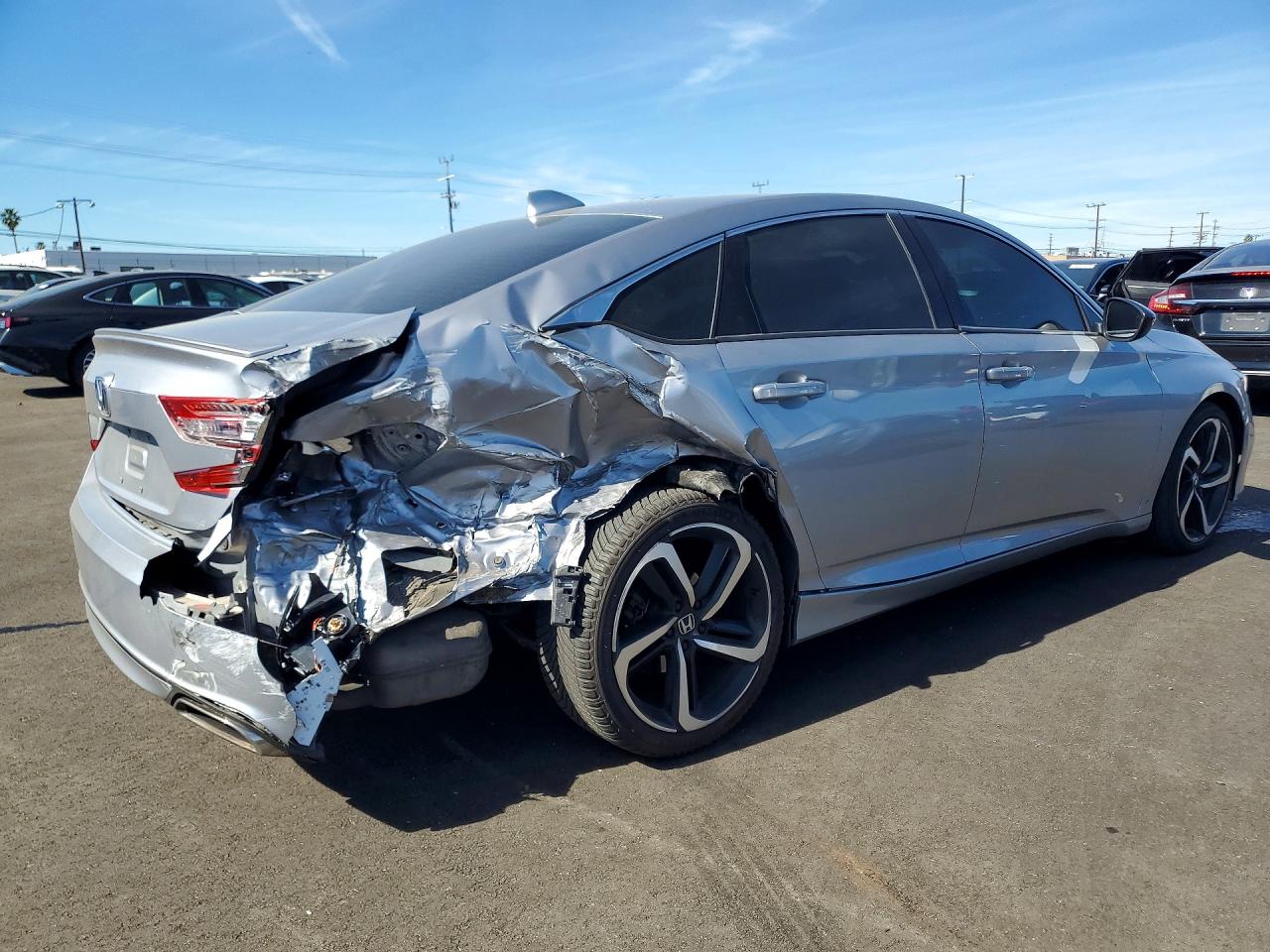 2018 HONDA ACCORD SPORT photo 5
