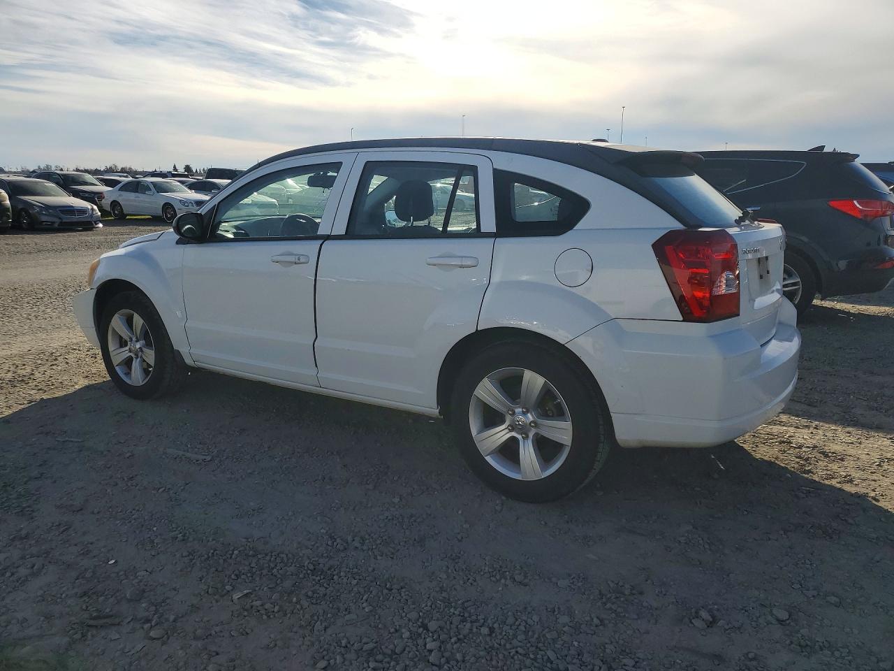 2012 DODGE CALIBER SXT photo 4