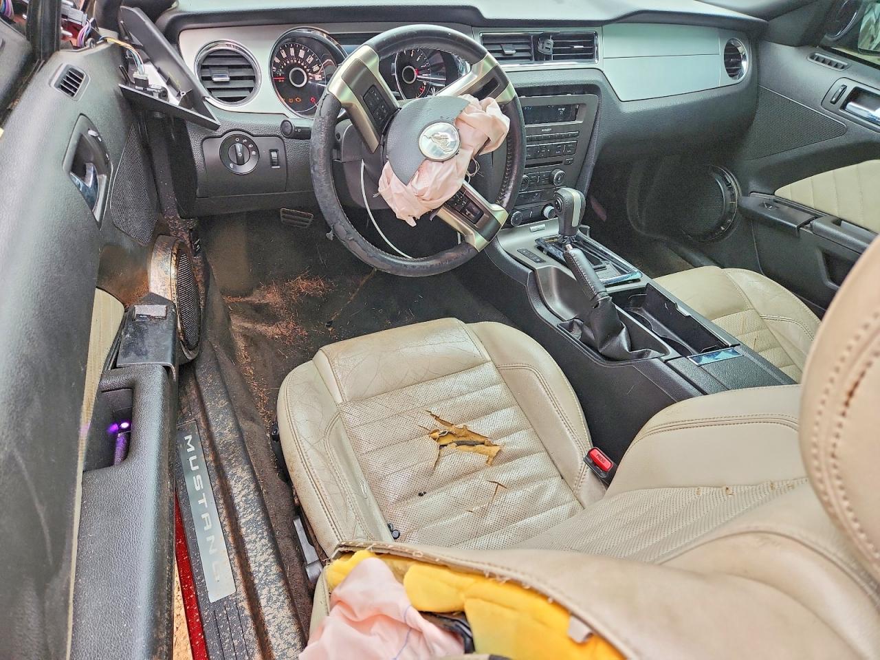 2014 FORD MUSTANG photo 8
