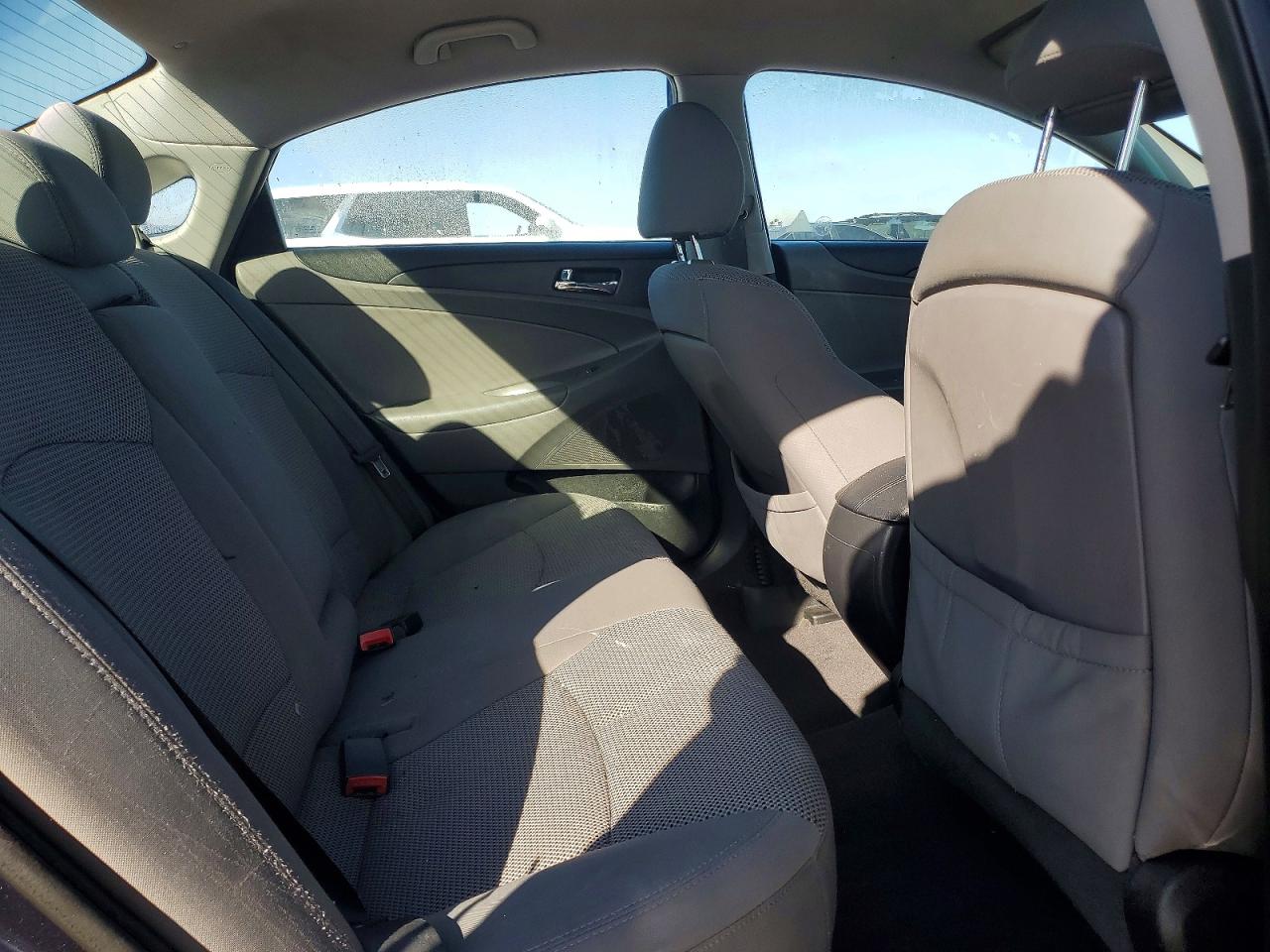 2012 HYUNDAI SONATA GLS photo 19